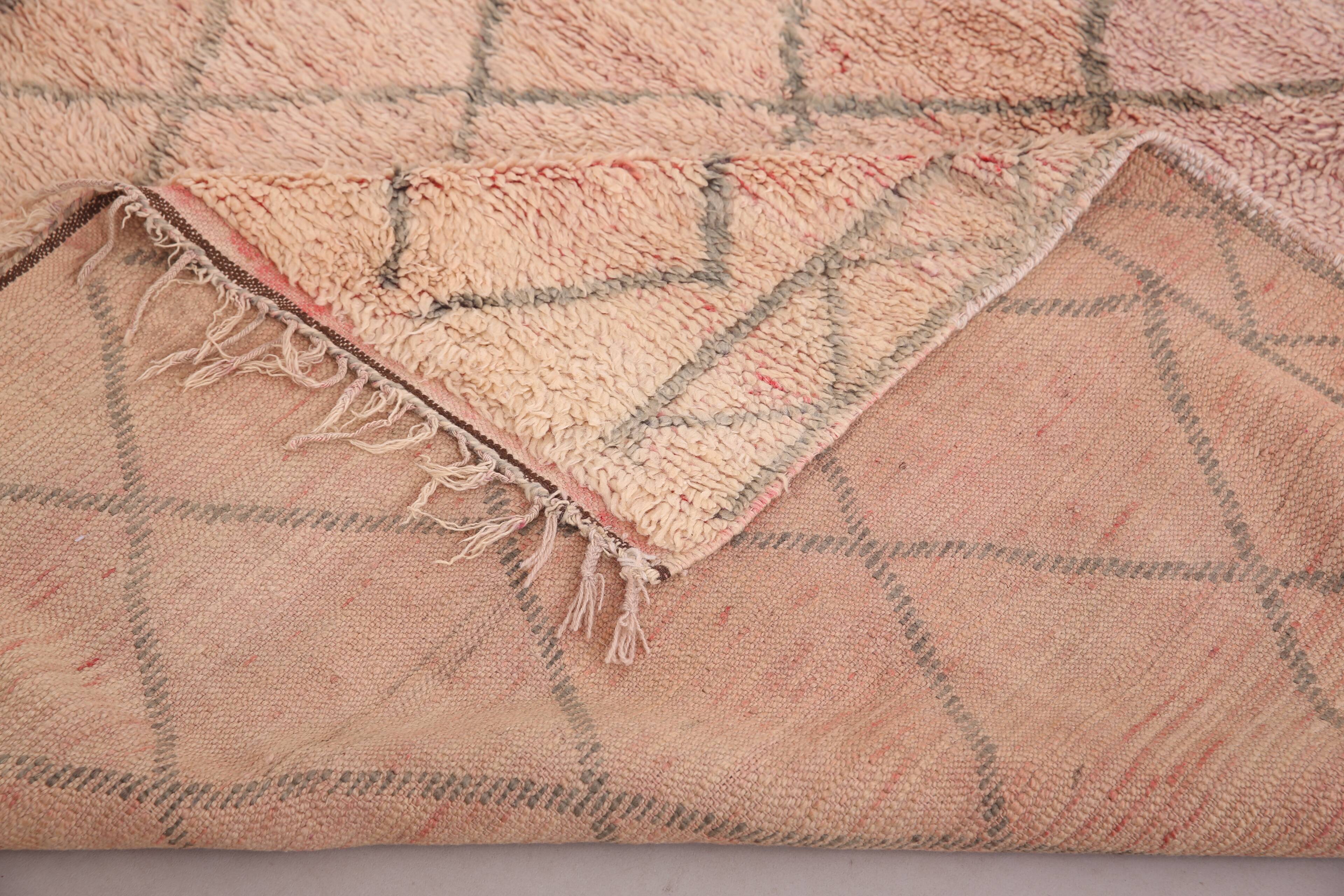 Pink Vintage Handmade Moroccan rug 183 x 313 cm - Berber Wool Rug Authentic