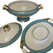 Limoges, soup tureen on stand, porcelain, early 20th century.