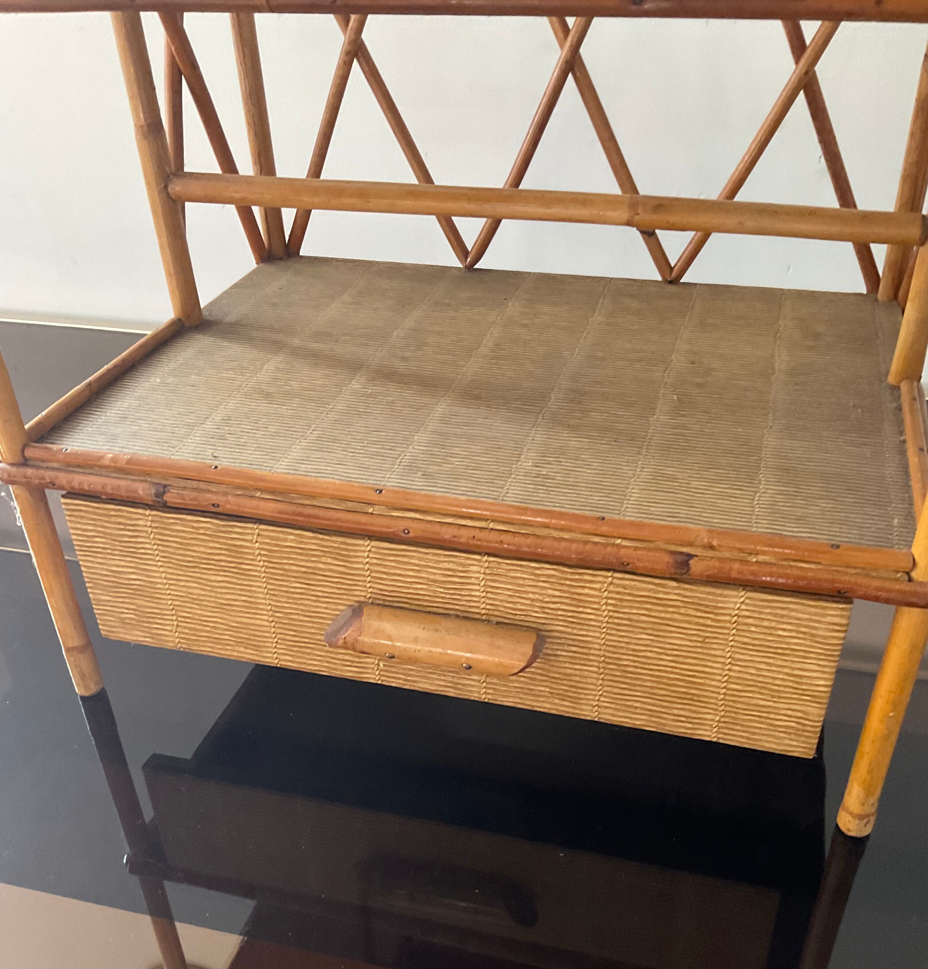 Vintage bar service of the 60s-70s in rattan