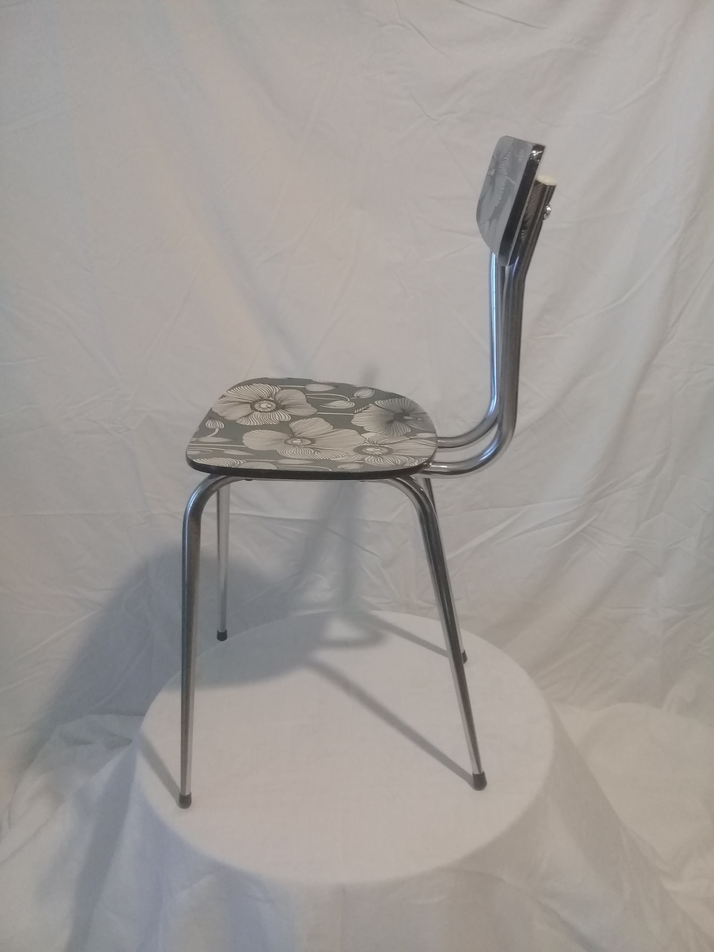 4 restyled formica chairs