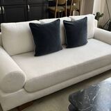 Canapé 3 places Omnight par NV Gallery en tissu bouclette blanche