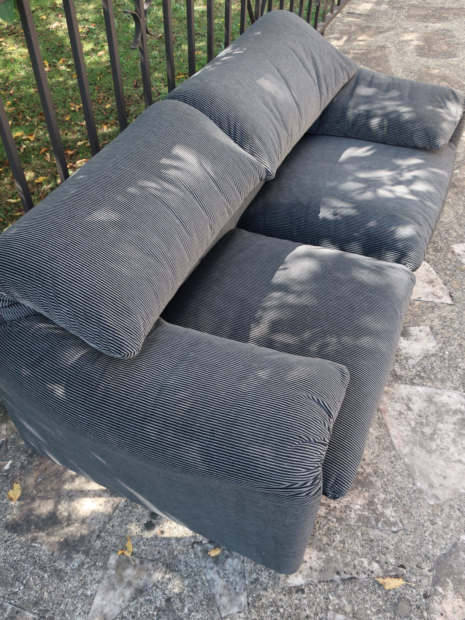 Maralunga Sofa by Vico Magistretti for Cassina