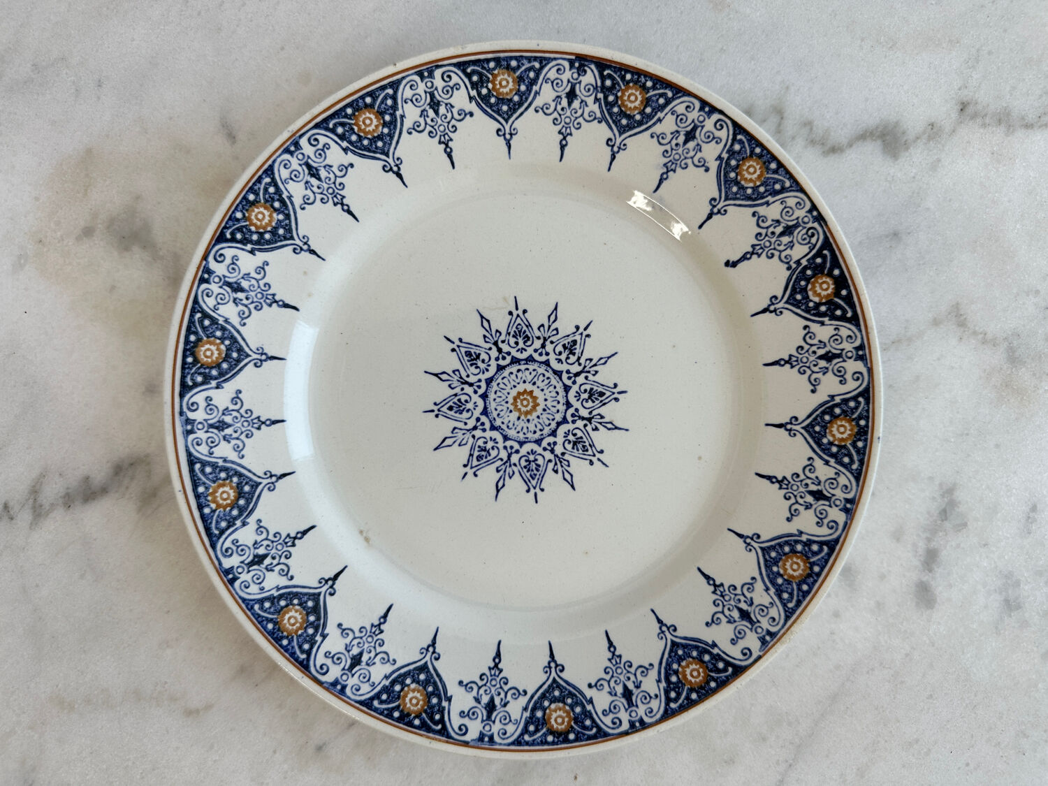 Terre de fer St Armand plate