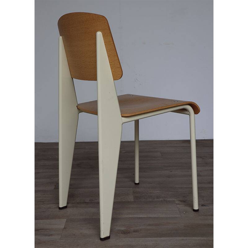 “Standard” chair by Jean Prouvé edition Vitra