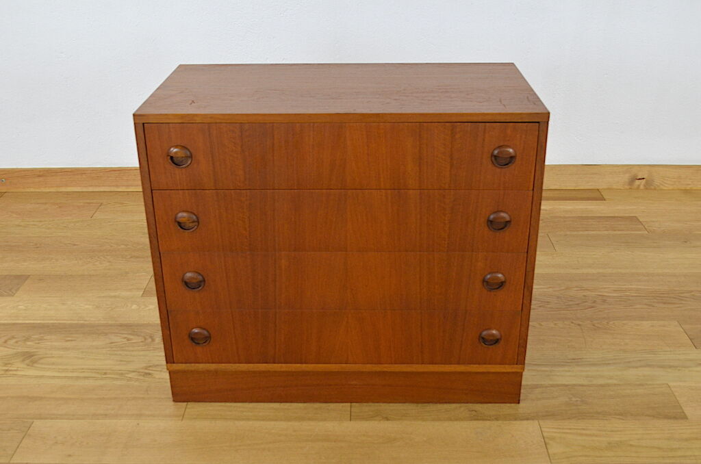 Scandinavian dresser in teck 1960