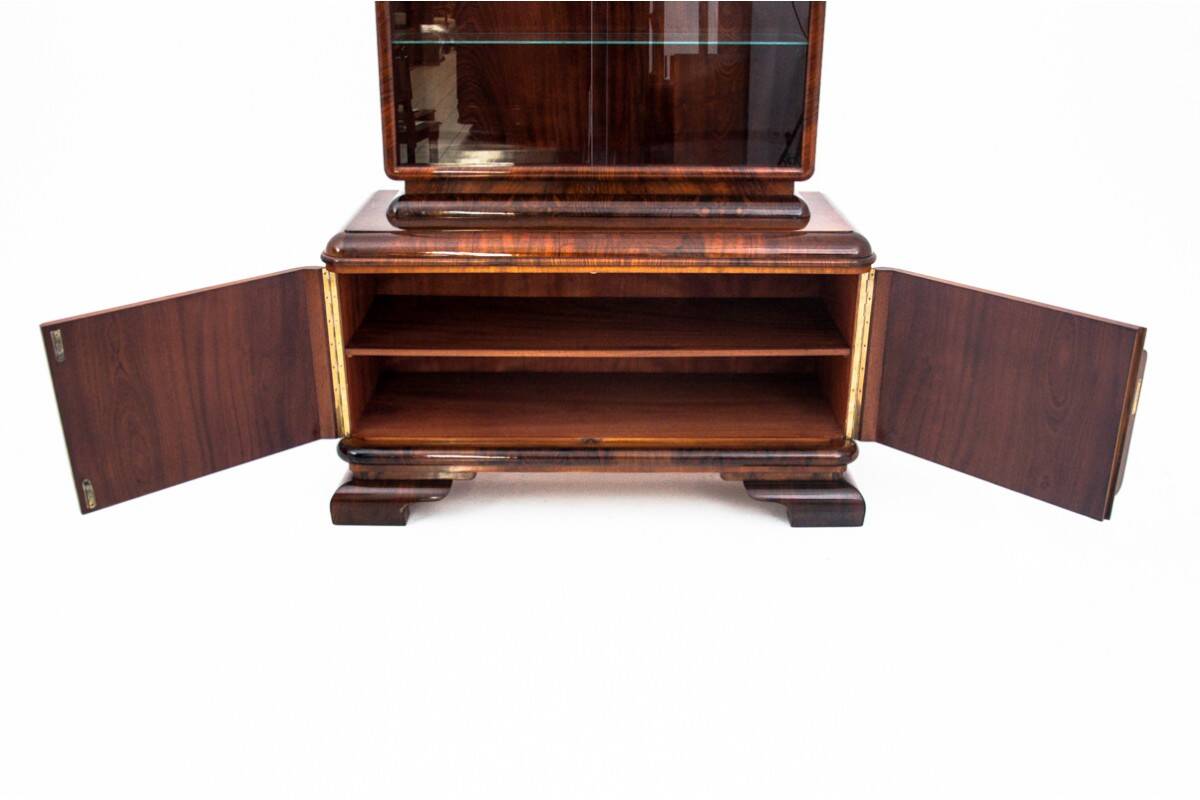 Art Deco style display cabinet, 1940s, Poland.