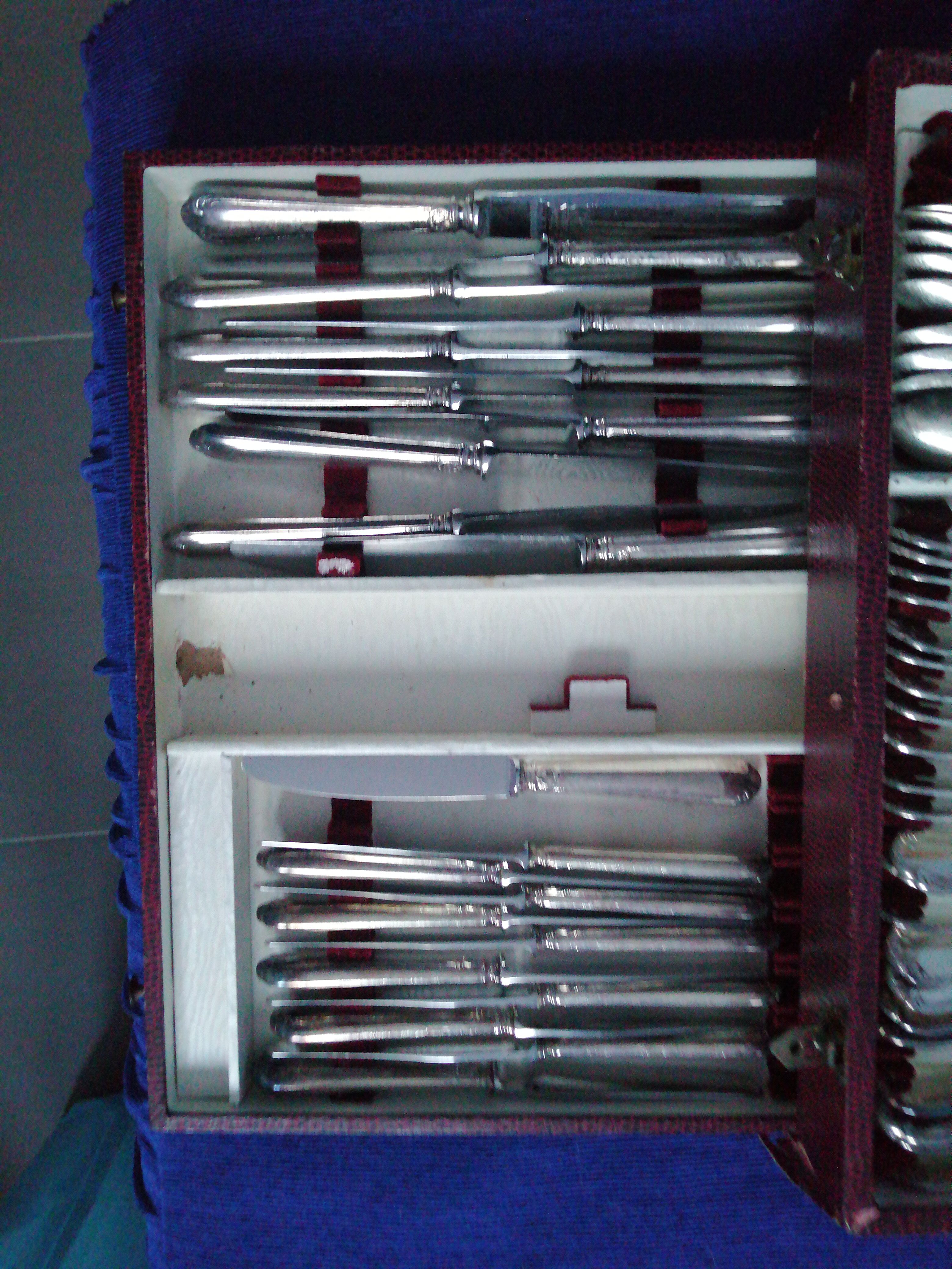 Silver metal housewife