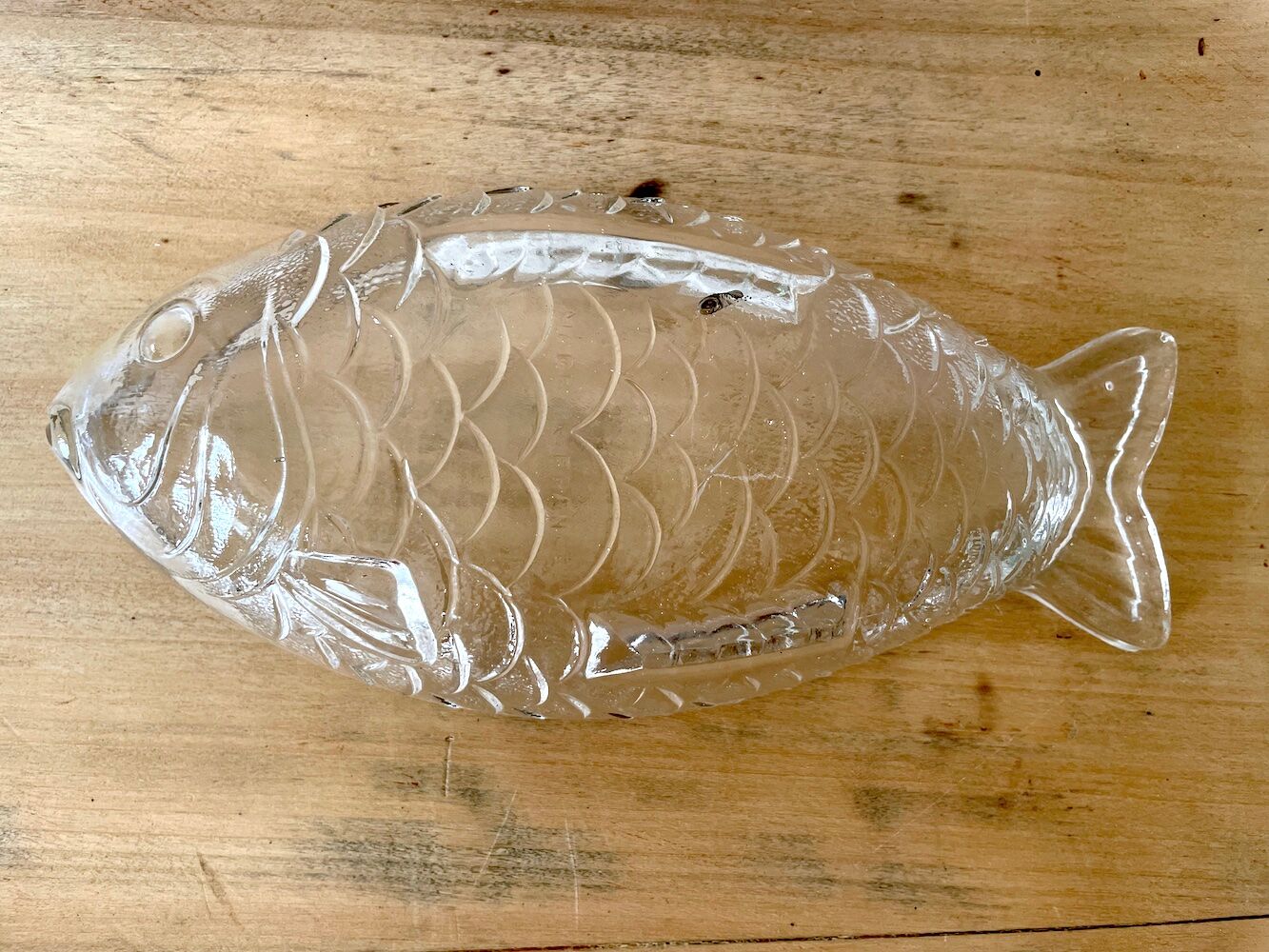 Raviers en verre transparent en forme de poisson