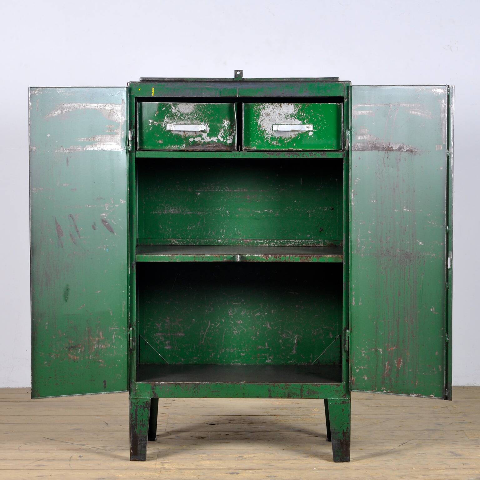 Armoire Industrielle en Fer, 1960s