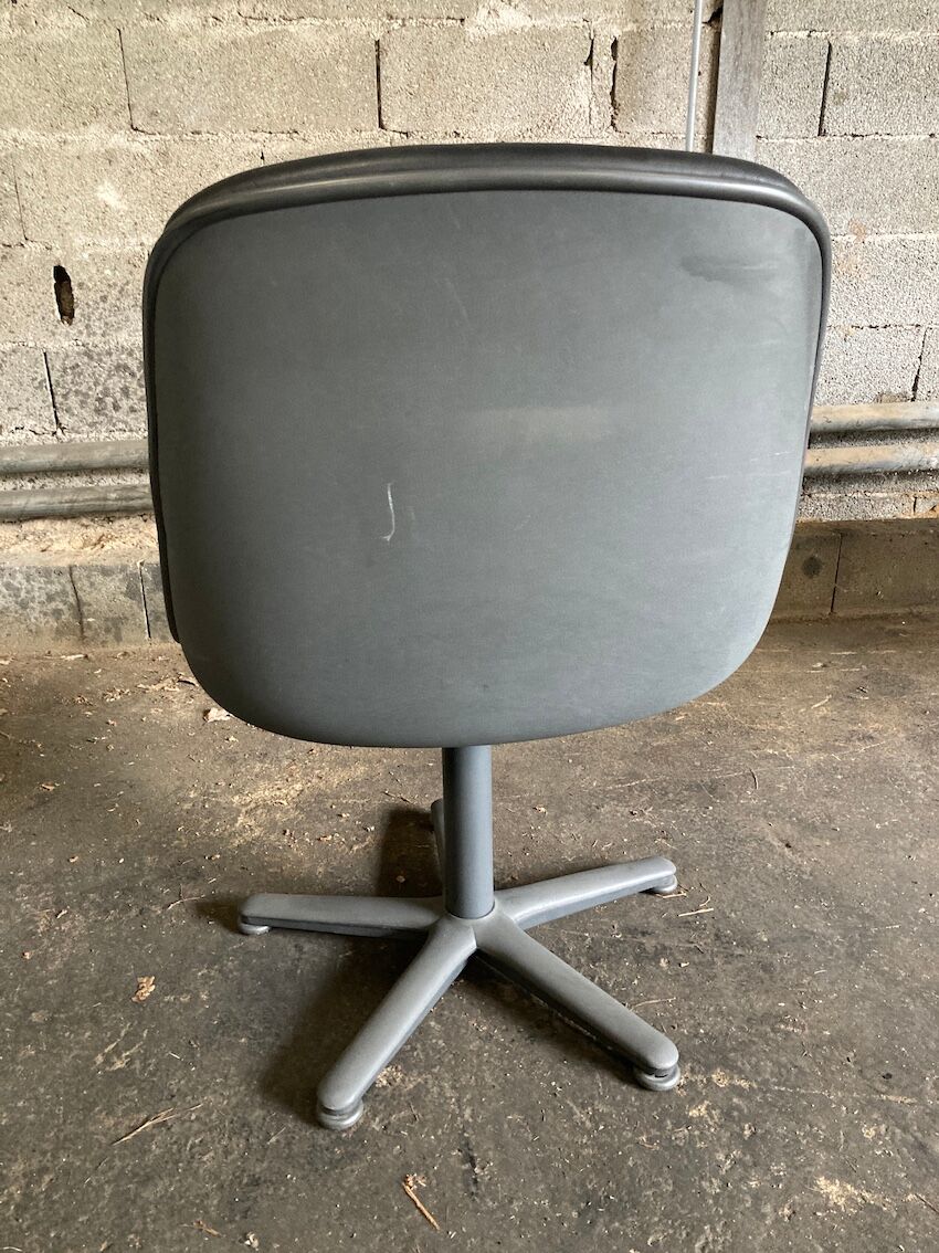 Fauteuil de bureau Strafor pivotant en simili cuir - 1992