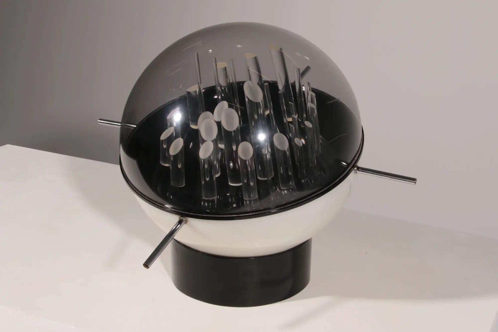 Space Age sculptural globe-shaped table lamp by Gaetano Missaglia, Italy, 1970s