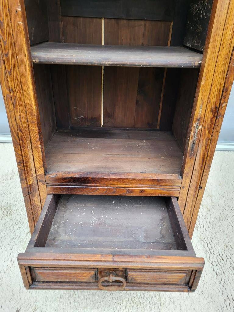 Small country unit with 3 shelves 19th century "in its own juice"