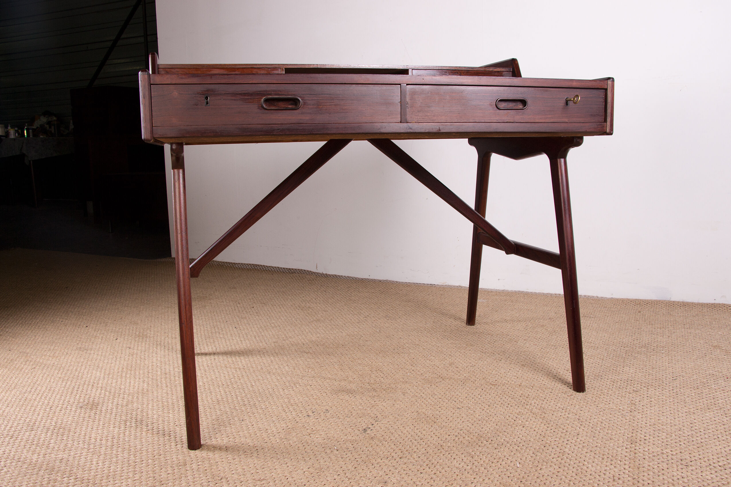 Danish rosewood desk, model 56 by Arne Wahl Iversen for Vinde Mobelfabrik 1960.