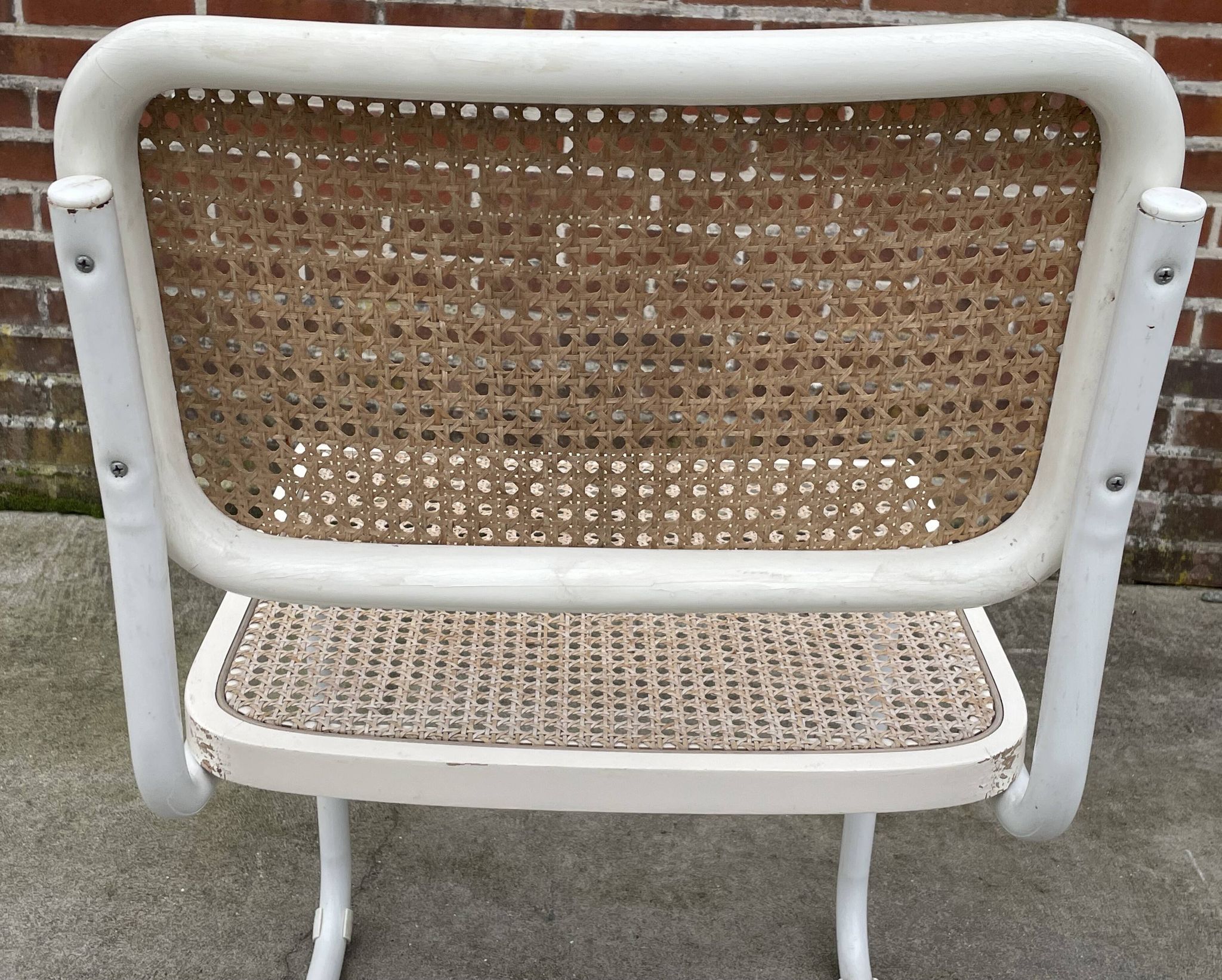 Set of 4 Cesca b32 model chairs in white by Marcel Breuer