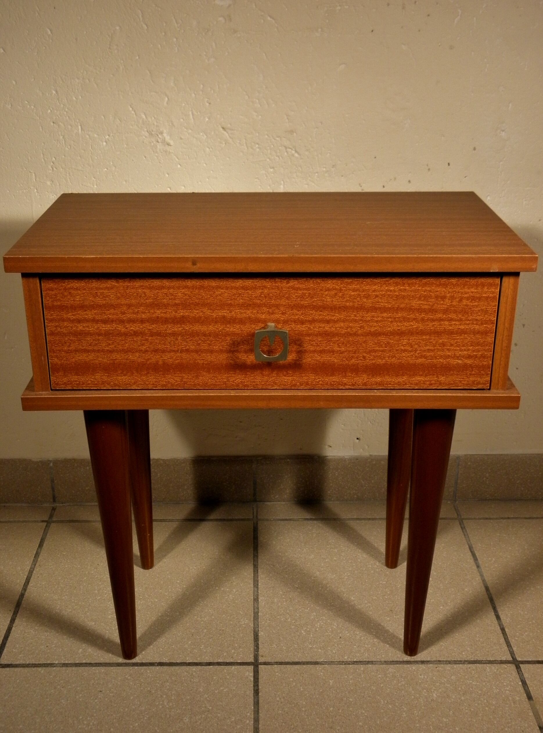 Bedside feet spindles 1970