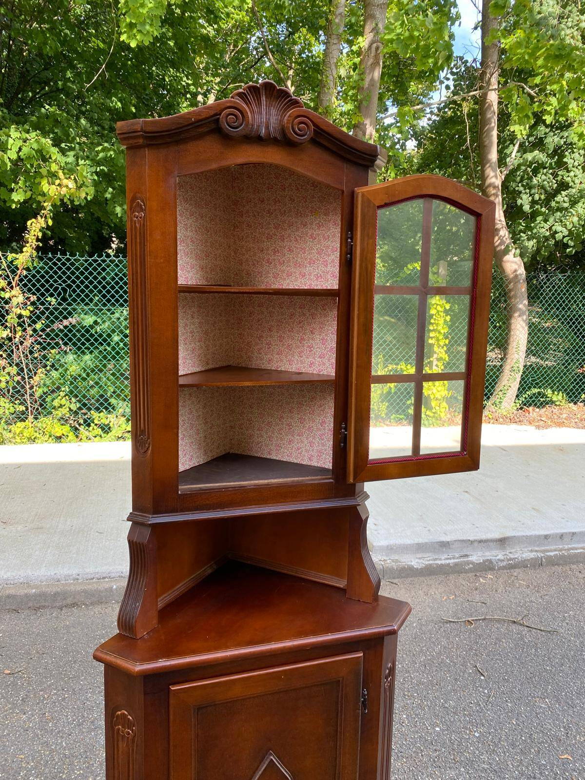 Meuble D'angle Anglais En Acajou – Vitrine Et Bahut Vintage – Style Traditionnel