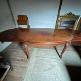 Louis XVI style extendable living room table