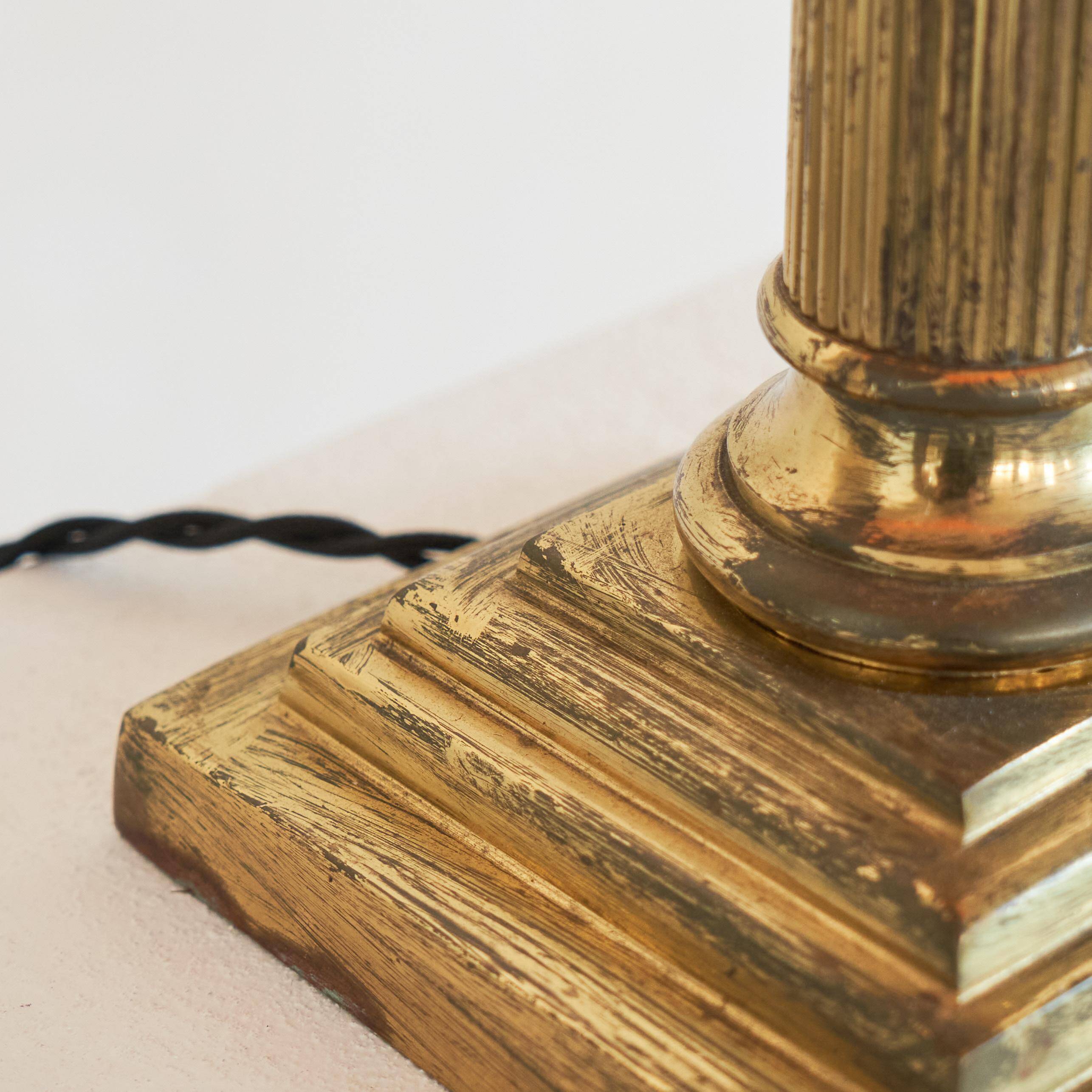 Neoclassical column table lamp in patinated brass