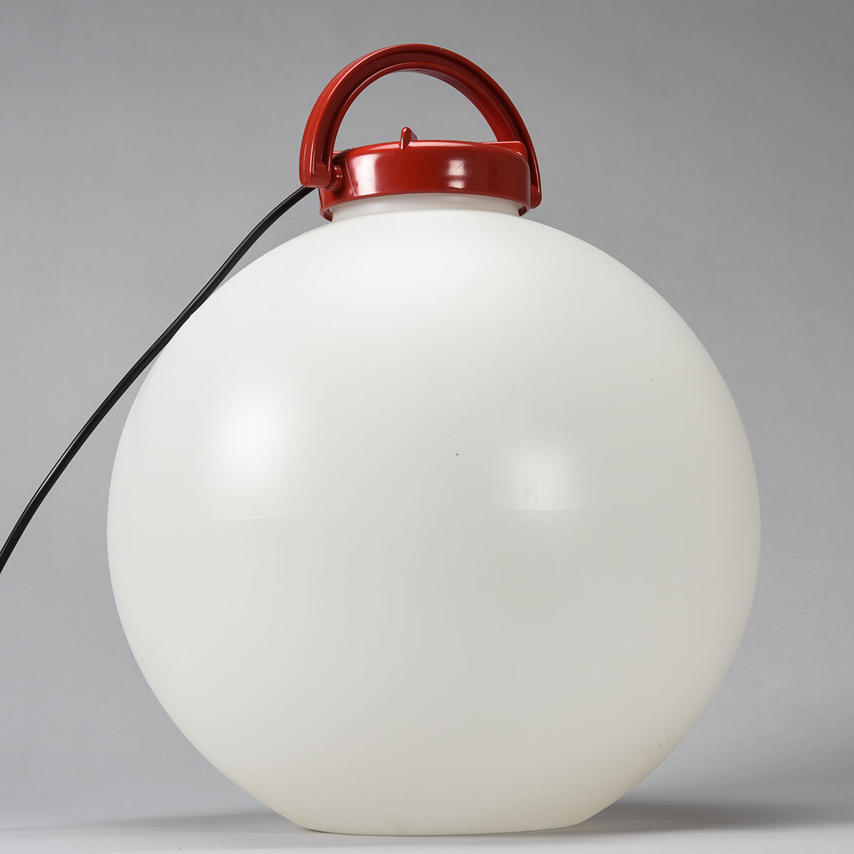 Tama outdoor/indoor lamp by Isao Hosoe, 1970s