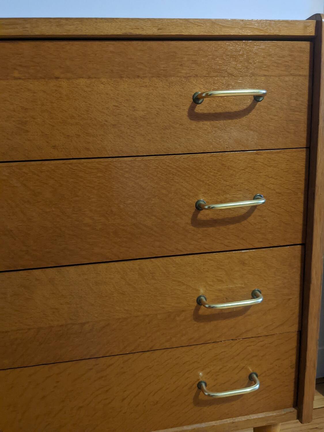 Vintage chest of drawers with spindle legs