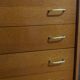 Commode vintage pieds fuseaux