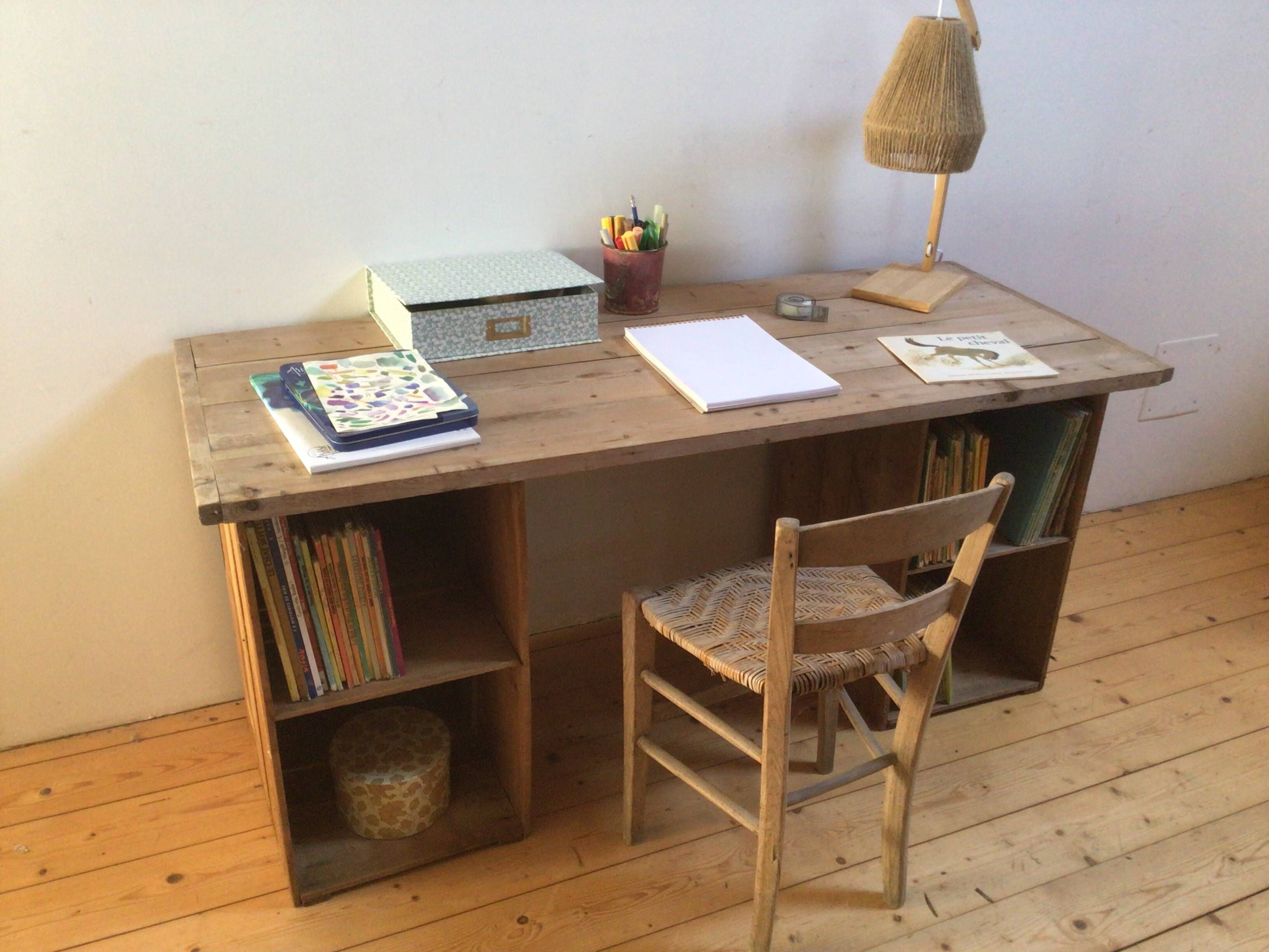 Bureau enfant ancien