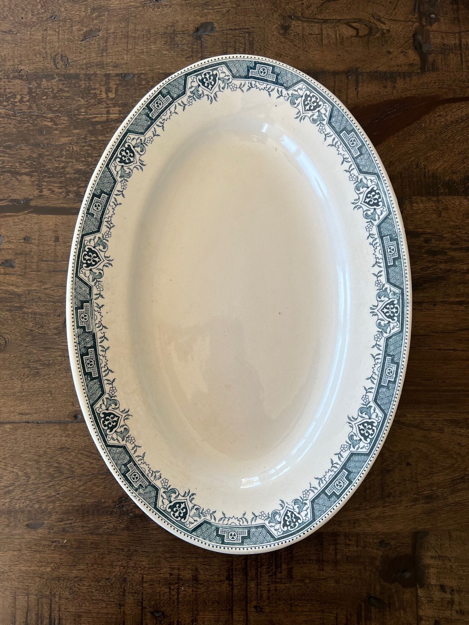 Oval dish Saint Amand and Hamage