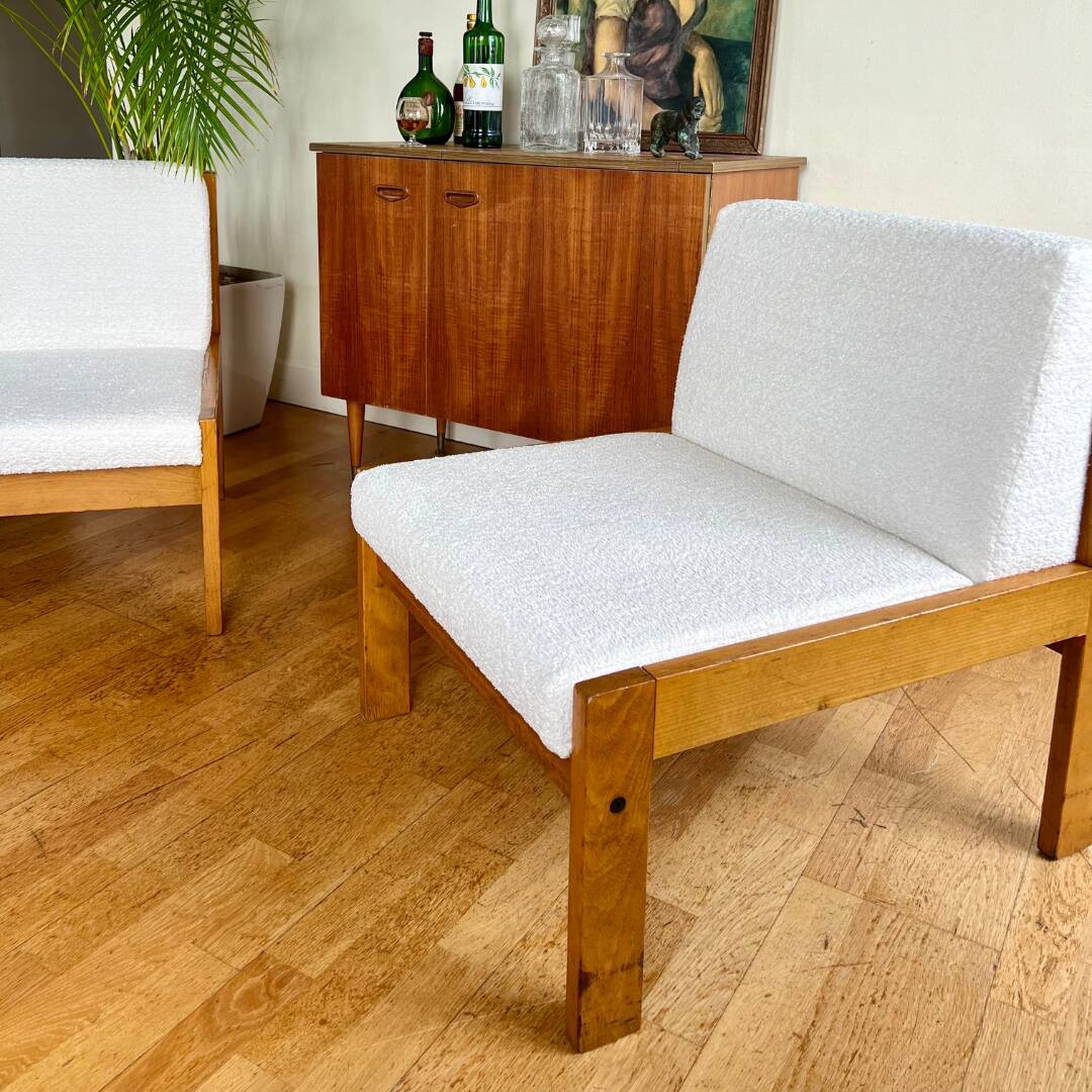Paire de chauffeuses Baumann bouclette blanche