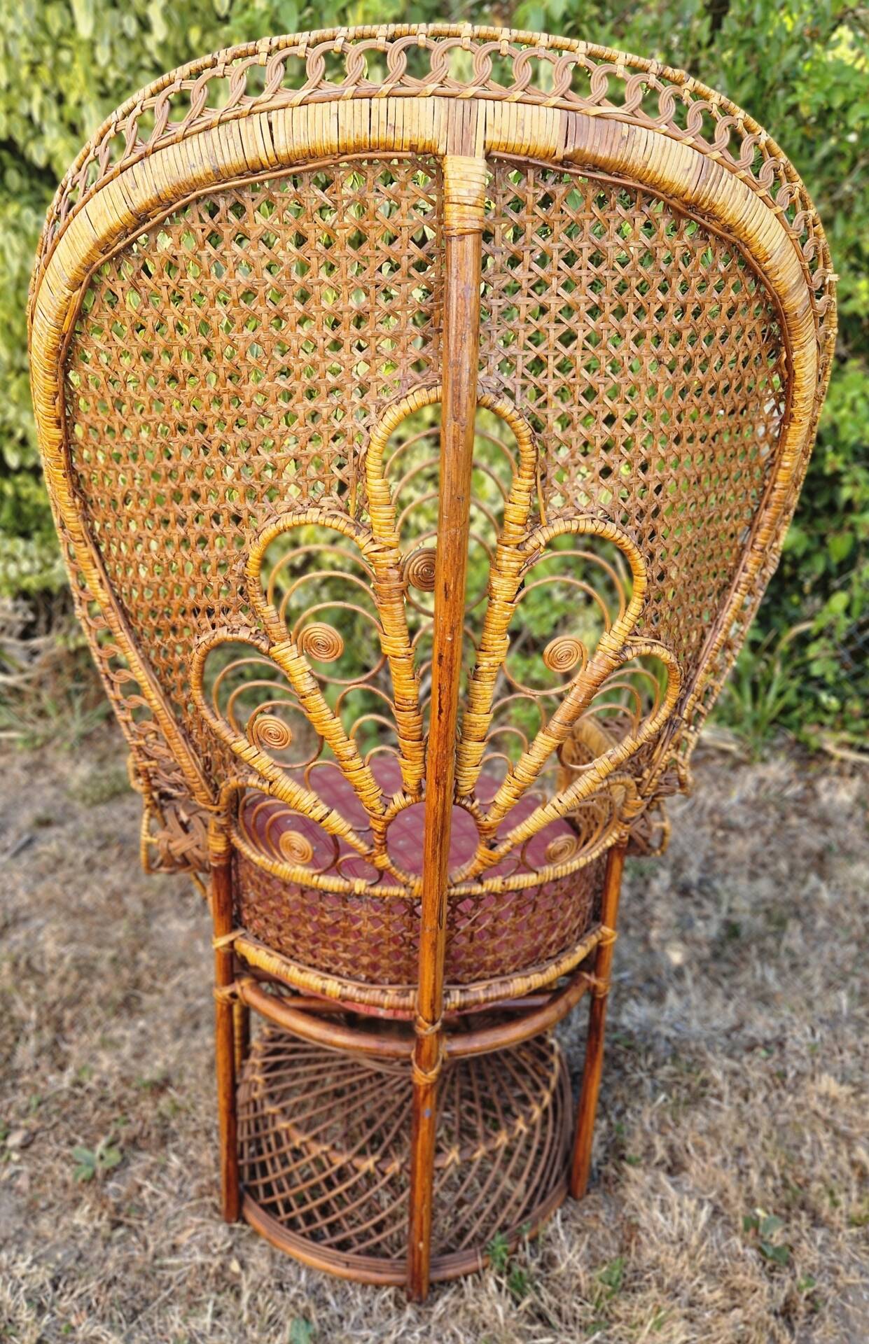 Peacock or Emmanuelle armchair in wicker from the 1970s.