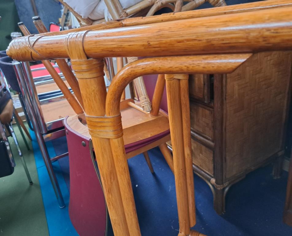 Rattan console and smoked glass Roche Bobois, from the 70s