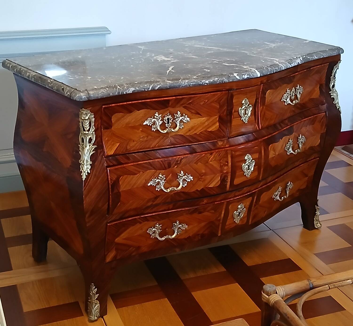 Louis XV Period Commode Stamped Léonard Boudin - Wood Marquetry