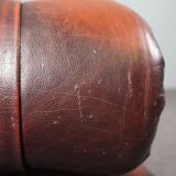 Chesterfield sofa in resistant cowhide, 3 seats