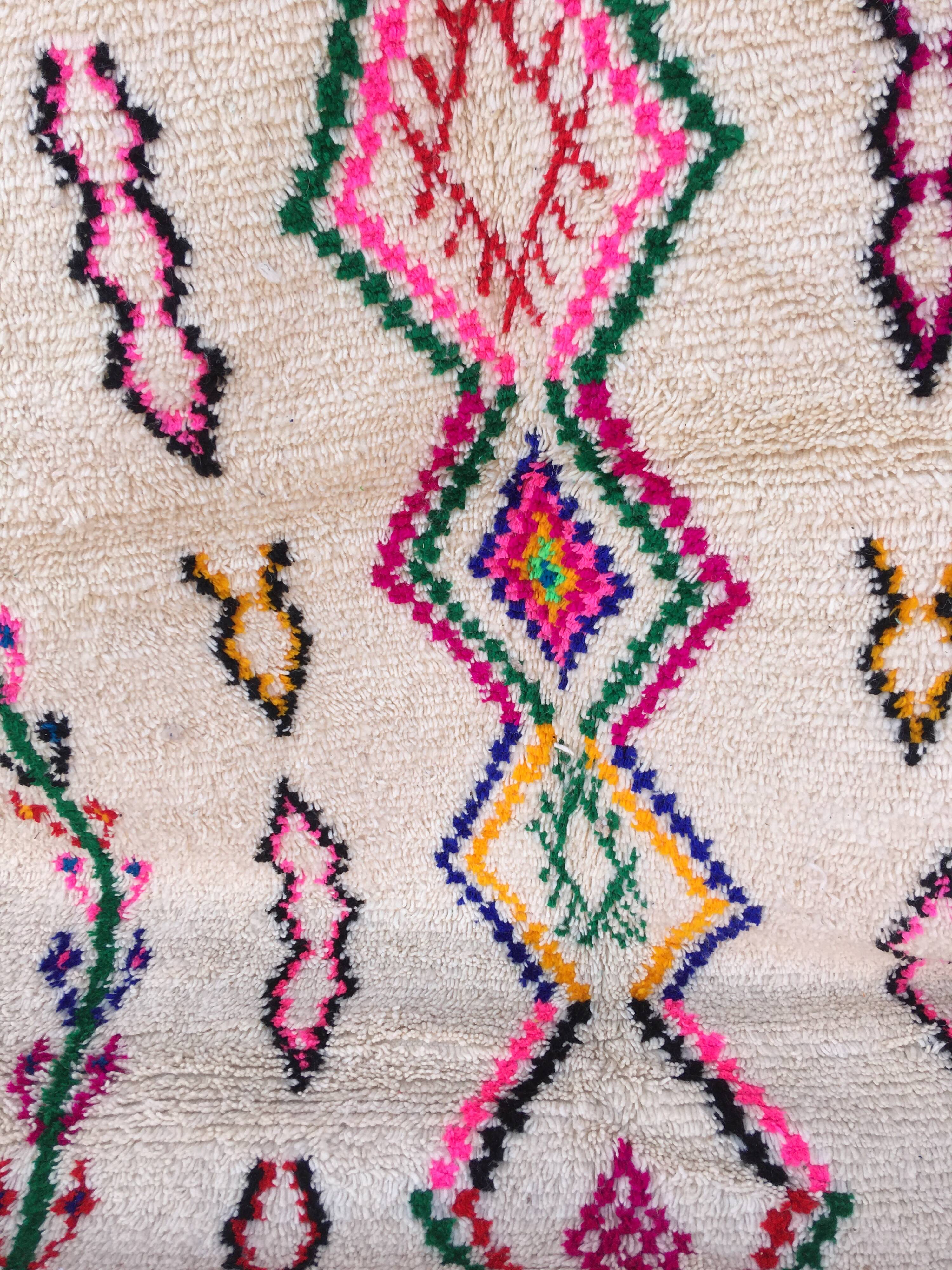 Azilal rug 296 x 194 cm