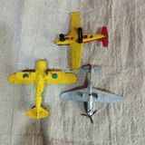 Jouets en métal avions