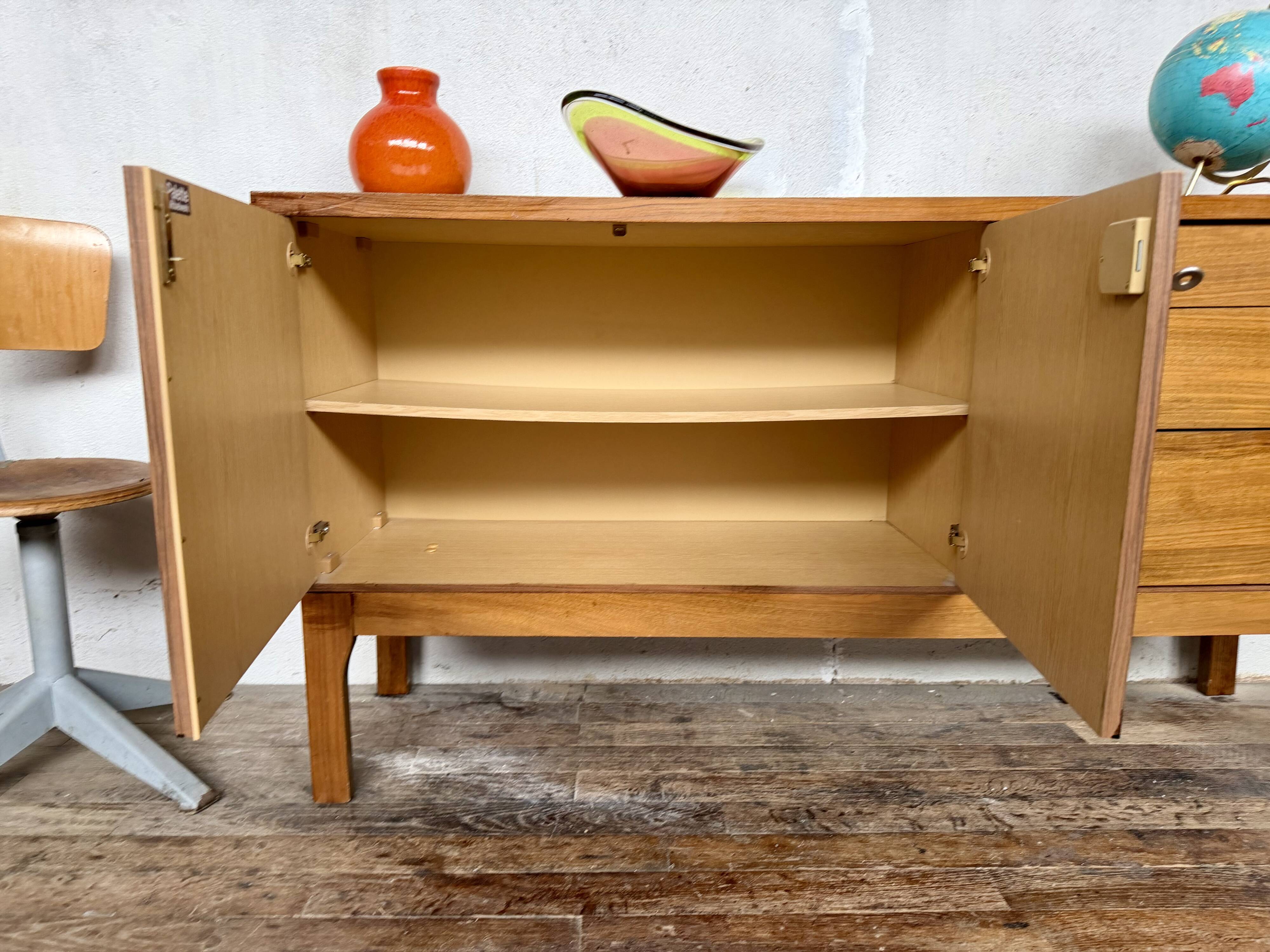 Enfilade vintage Scandinavian look