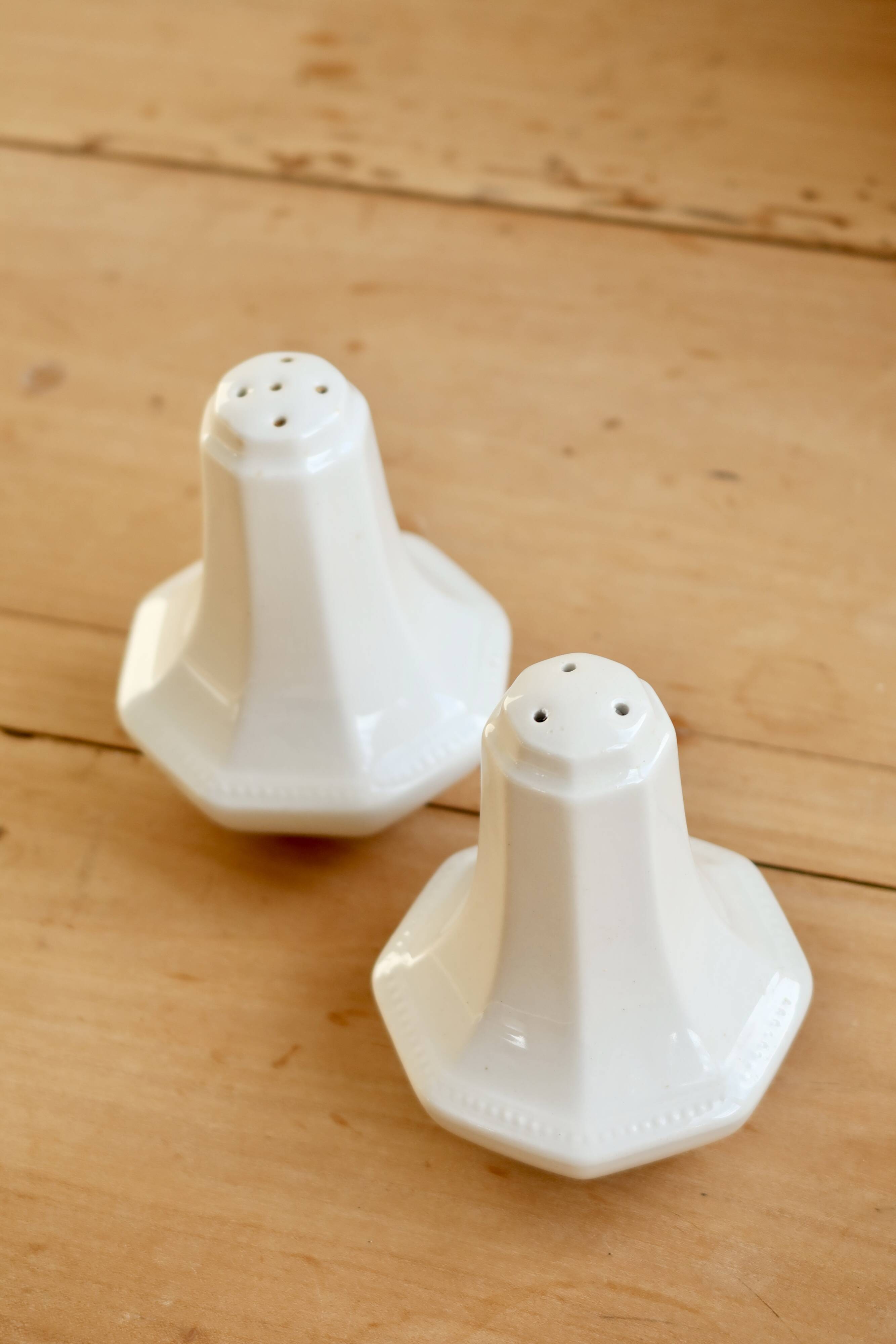 Vintage salt and pepper shakers, English porcelain, Pearl pattern - Johnson Brothers