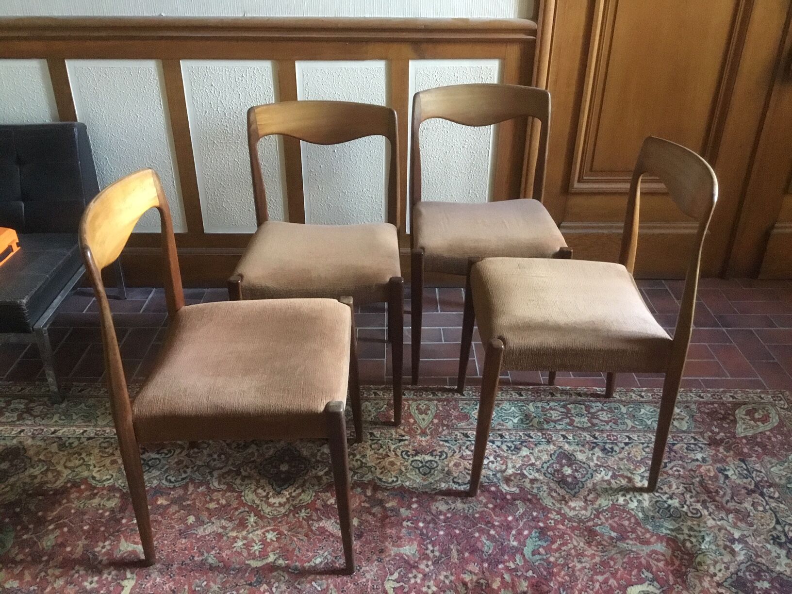 Set fo four chairs Niels Otto Moller