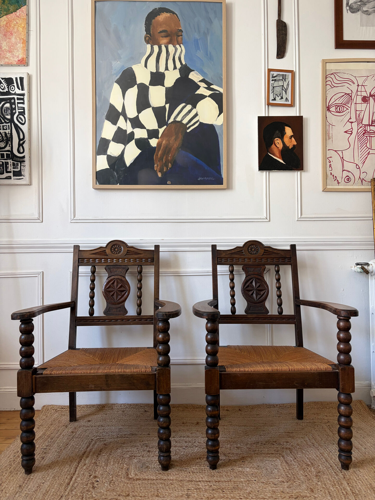 Paire de fauteuils rustiques bois et paille 