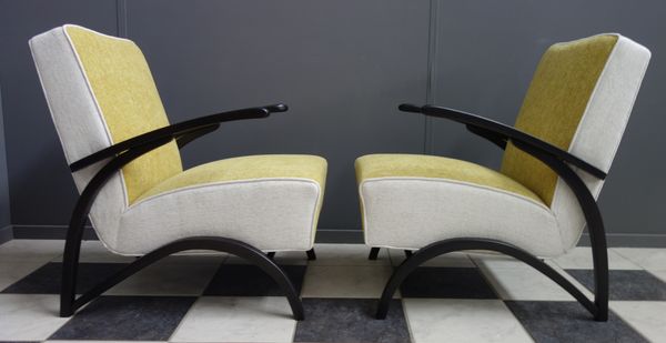 Paire de fauteuils de Jindrich Halabala