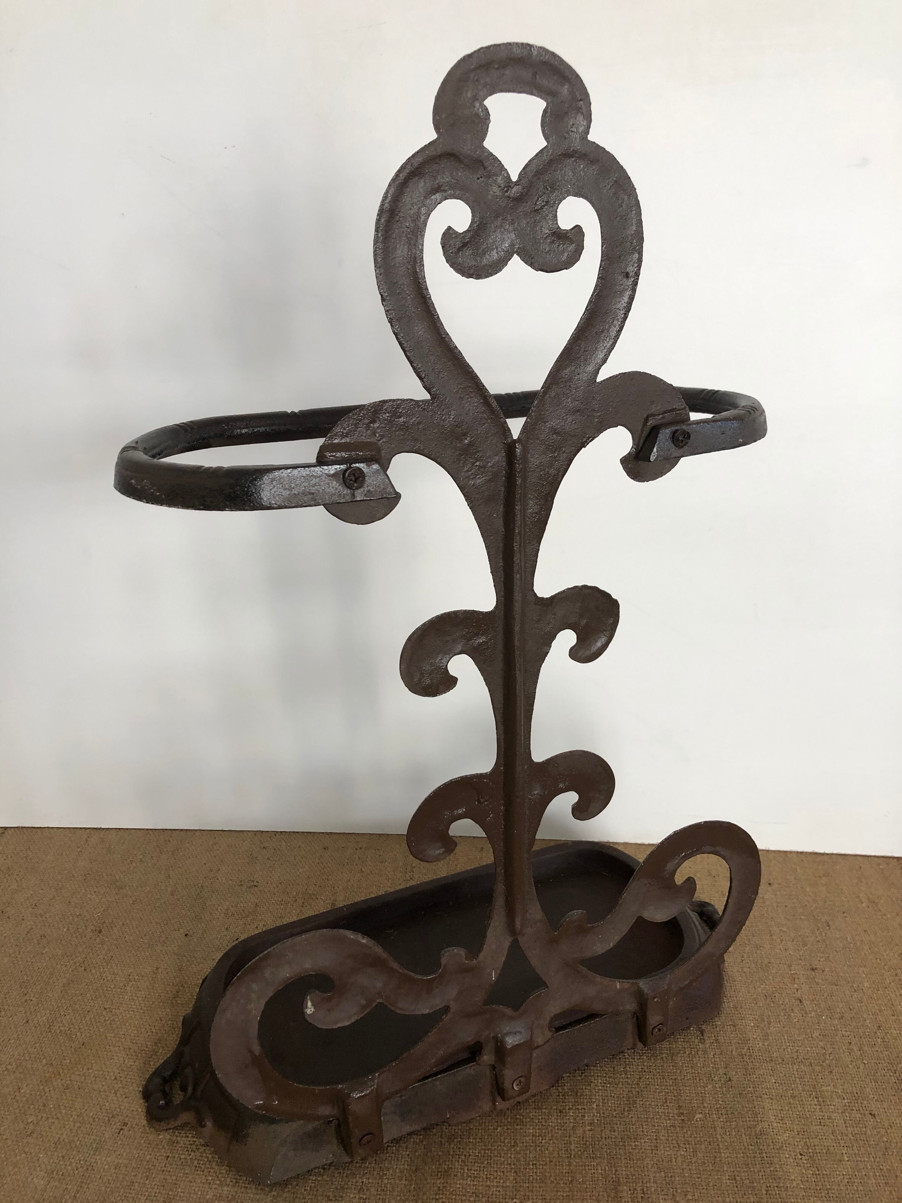 Fireplace utensil holders