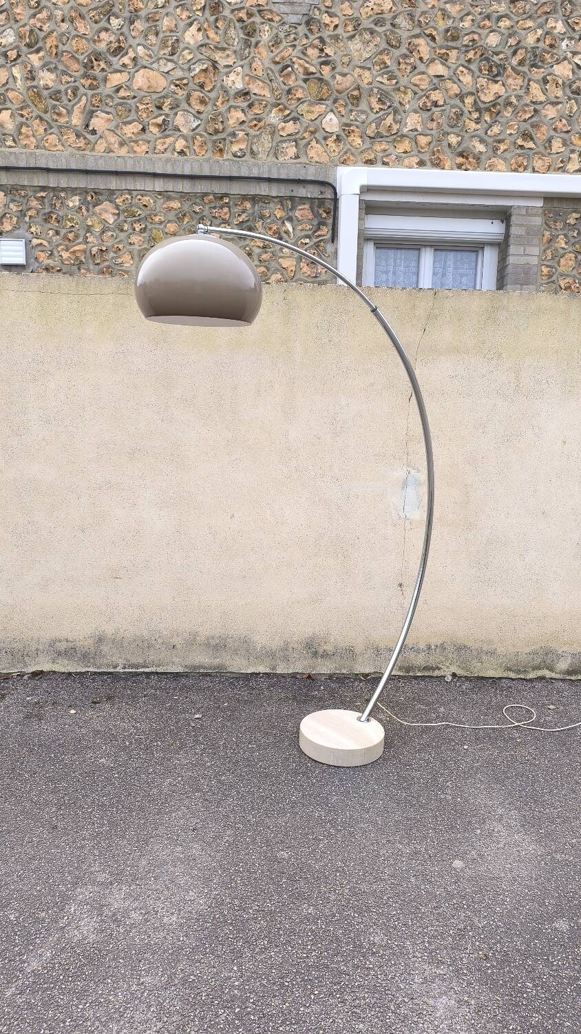 Arc floor lamp by Harvey Guzzini 70s