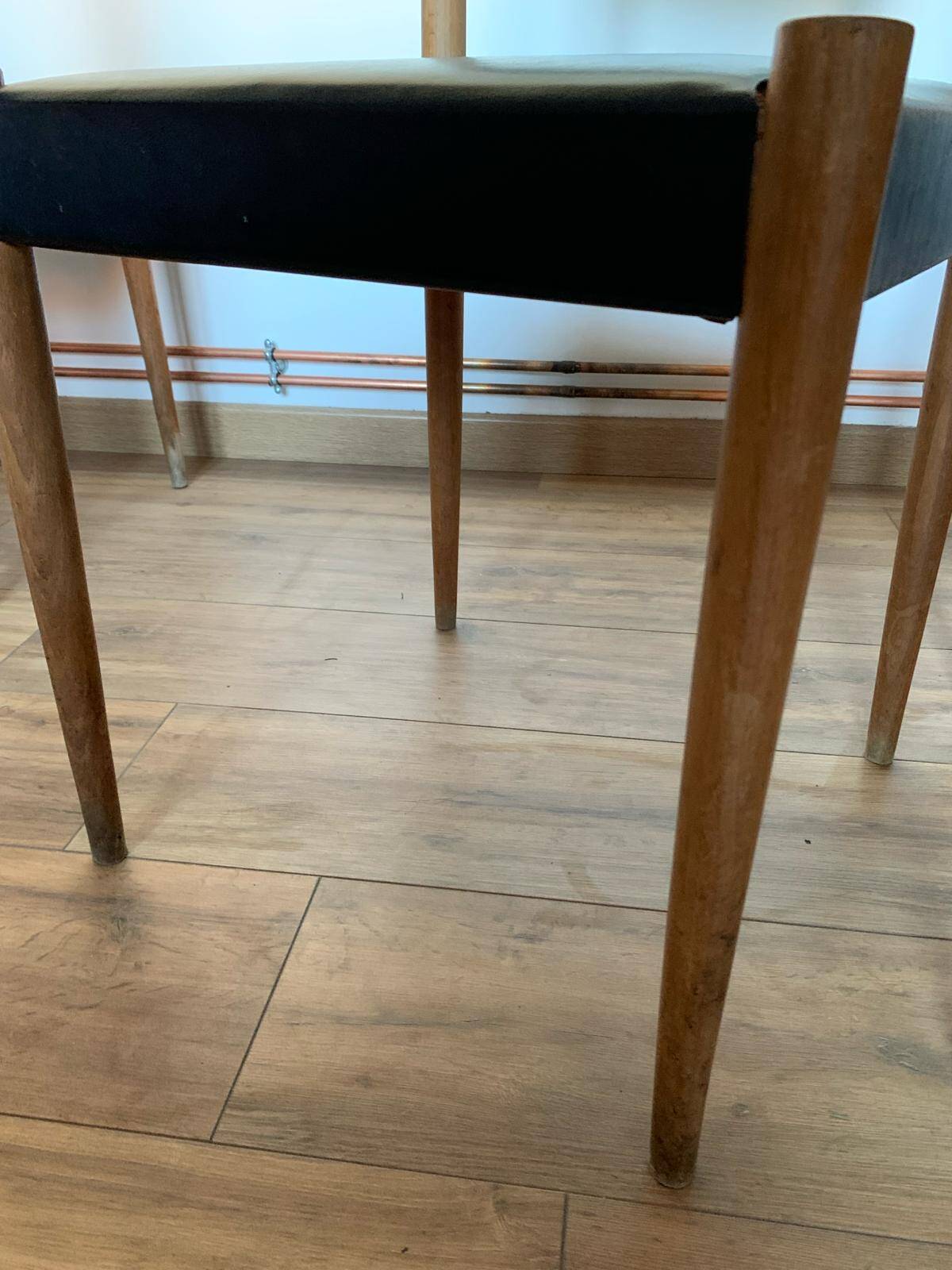 Set of 4 Scandinavian chairs