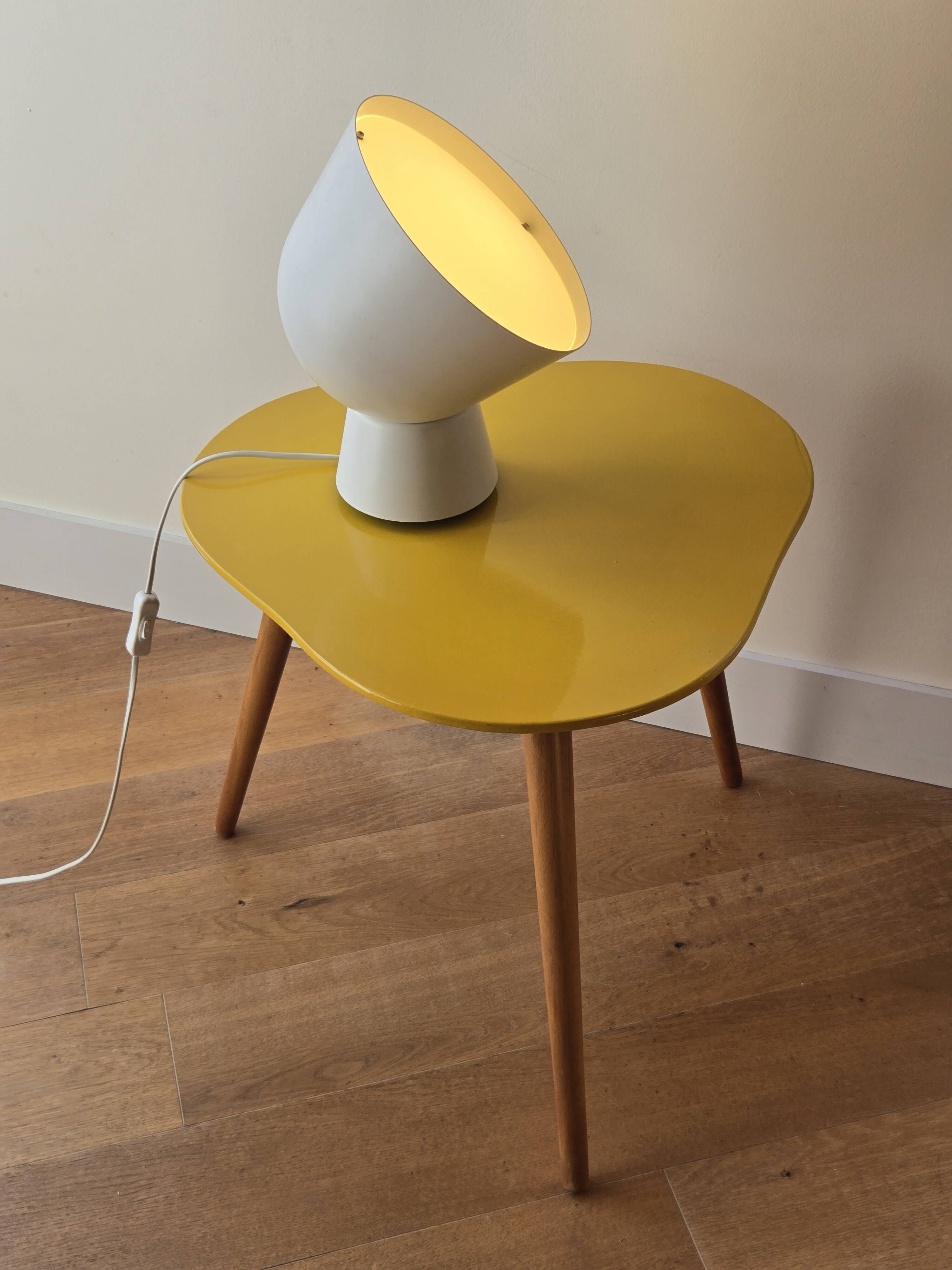 Vintage wooden tripod "bean" coffee table - 1970s design