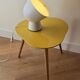 Table basse « haricot » tripode en bois vintage - design années 70