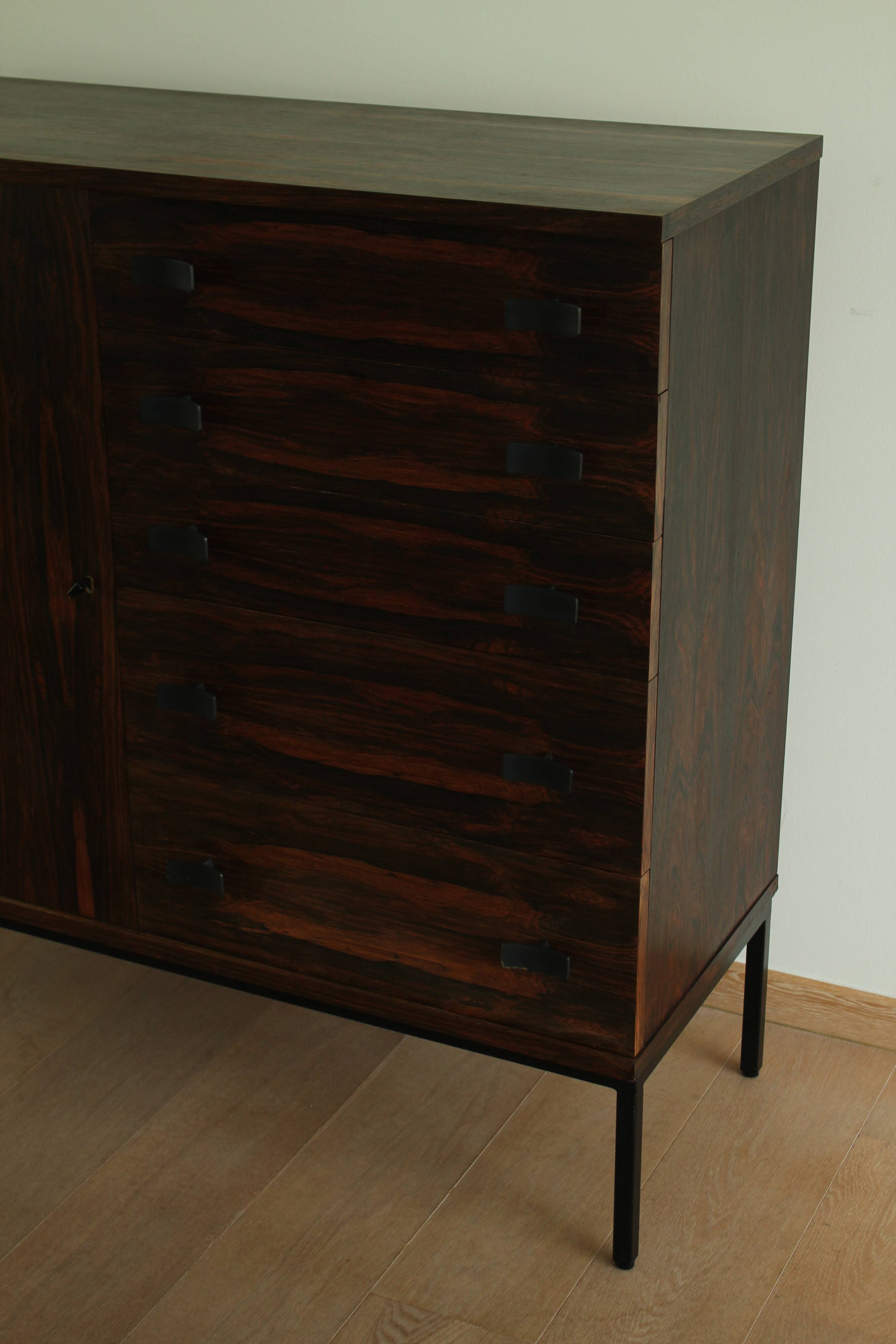 Commode d'Antoine Philippon et Jacqueline Lecoq pour Jules Degorr