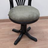 US-style office chair
