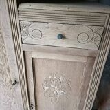 Asymmetrical wardrobe