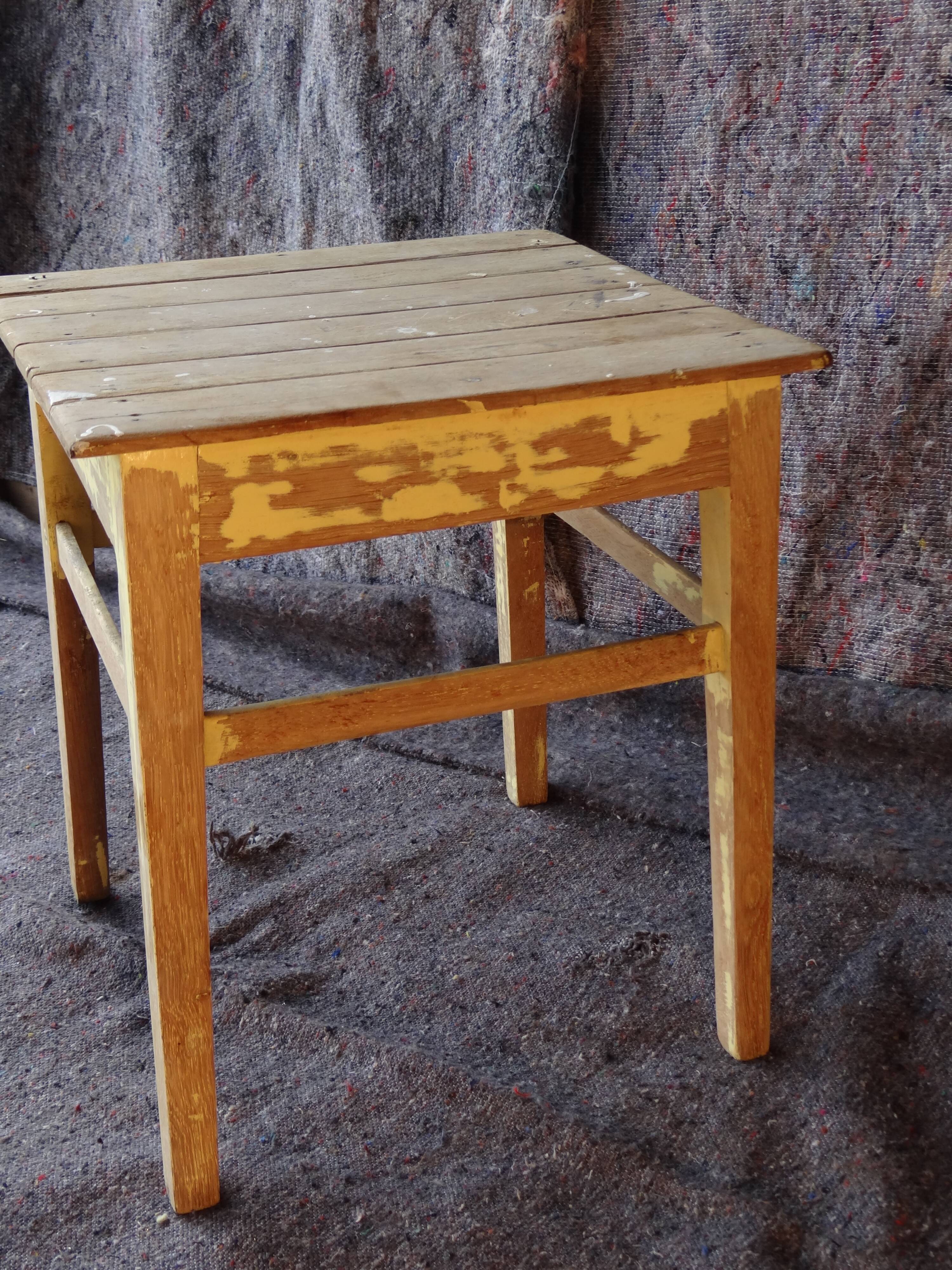 Tabouret en bois naturel années 50