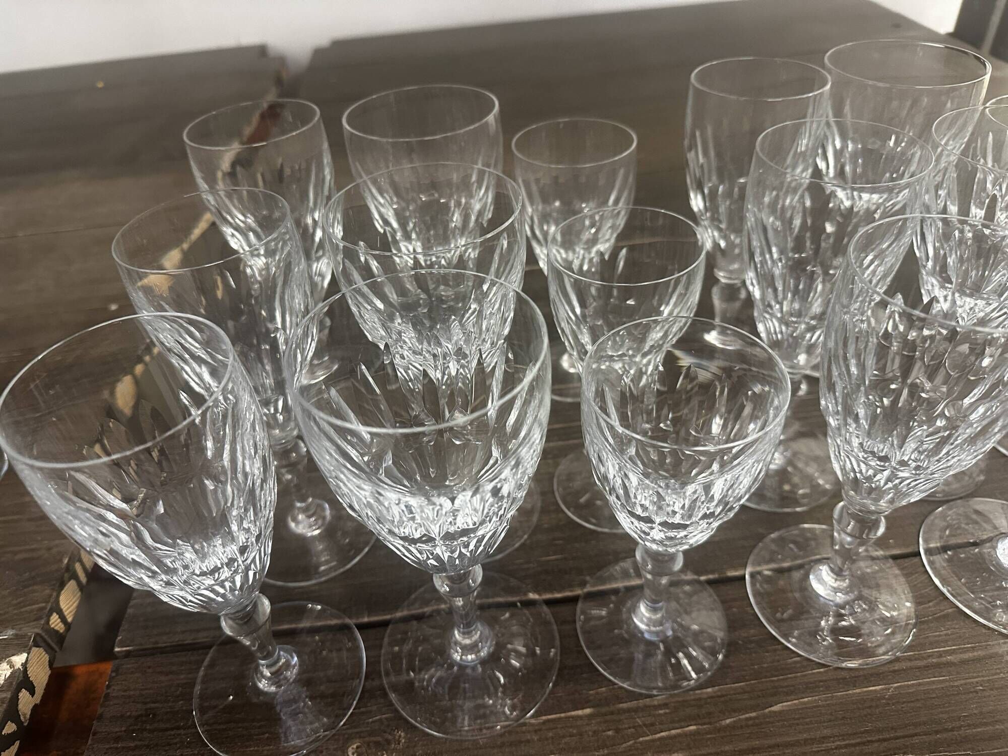 Service 24 old Baccarat glasses Deauville model