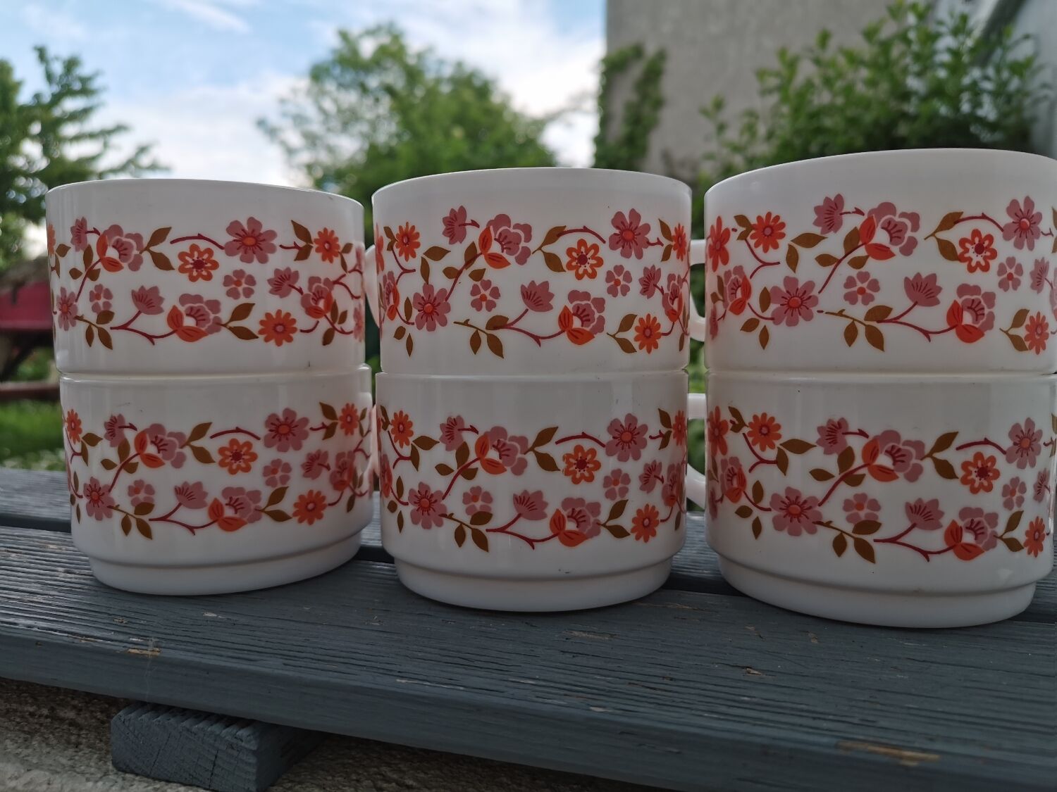 Set of 6 vintage cups Arcopal